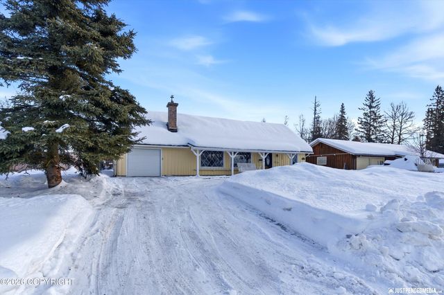 2335 Lord Baranof Drive, Anchorage, AK 99517