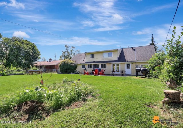 2335 Lord Baranof Drive, Anchorage, AK 99517