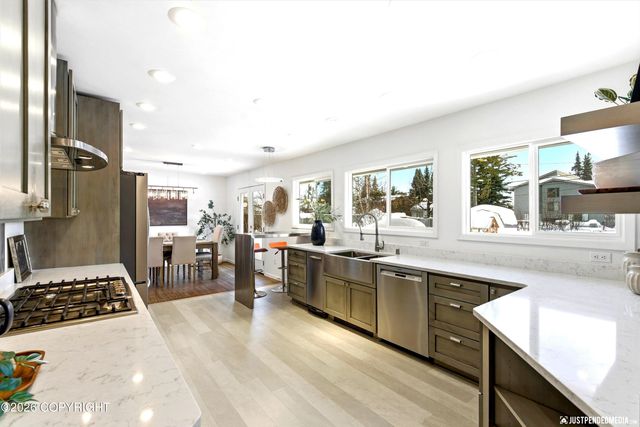 2335 Lord Baranof Drive, Anchorage, AK 99517