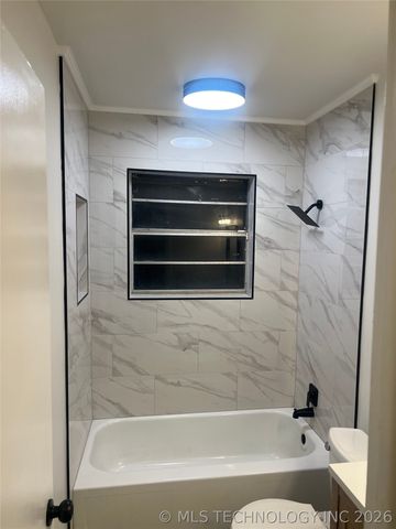 2701 W Haskell Place, Tulsa, OK 74127