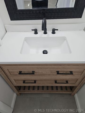 2701 W Haskell Place, Tulsa, OK 74127