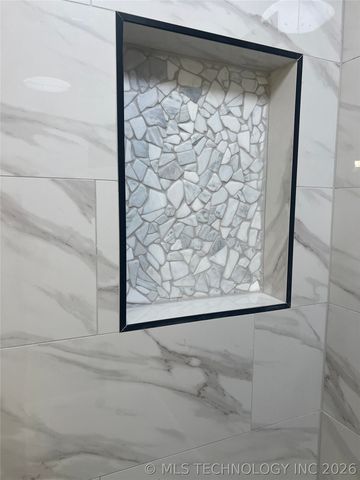 2701 W Haskell Place, Tulsa, OK 74127