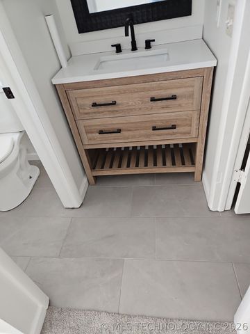 2701 W Haskell Place, Tulsa, OK 74127