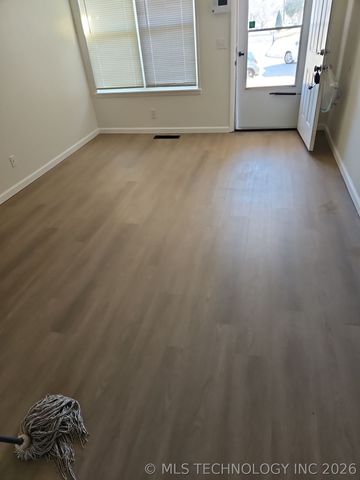 2701 W Haskell Place, Tulsa, OK 74127