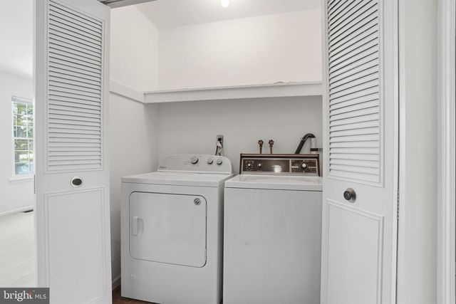 144 LEEDOM WAY, Newtown, PA 18940