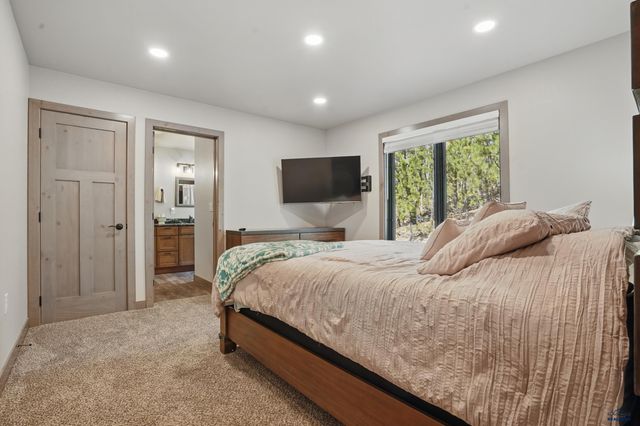 21230 LAST CHANCE TRAIL, Lead, SD 57754