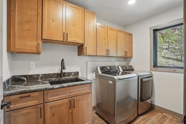 21230 LAST CHANCE TRAIL, Lead, SD 57754