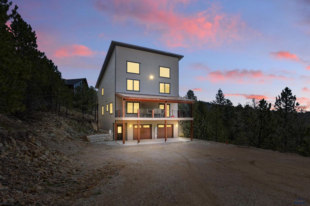 21230 LAST CHANCE TRAIL, Lead, SD 57754