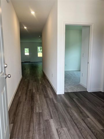 341 Sieders St. ST, Taylor, TX 76574