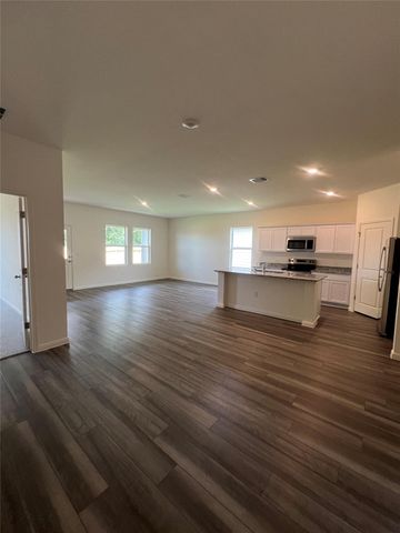 341 Sieders St. ST, Taylor, TX 76574