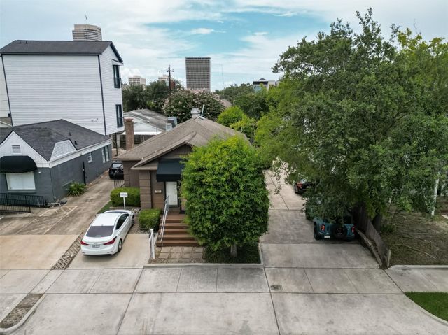 1204 W Gray Street, Houston, TX 77019