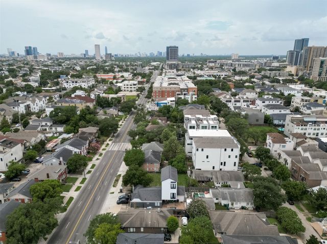 1204 W Gray Street, Houston, TX 77019