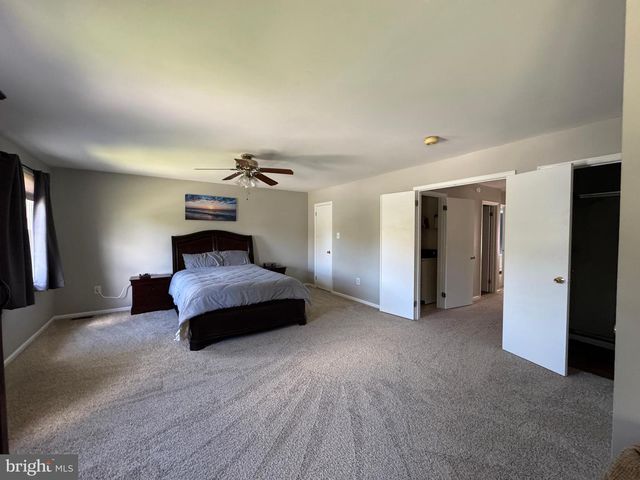 1 WILTSIRE CT, Medford, NJ 08055
