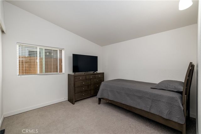 325 Salina Court, Vista, CA 92083