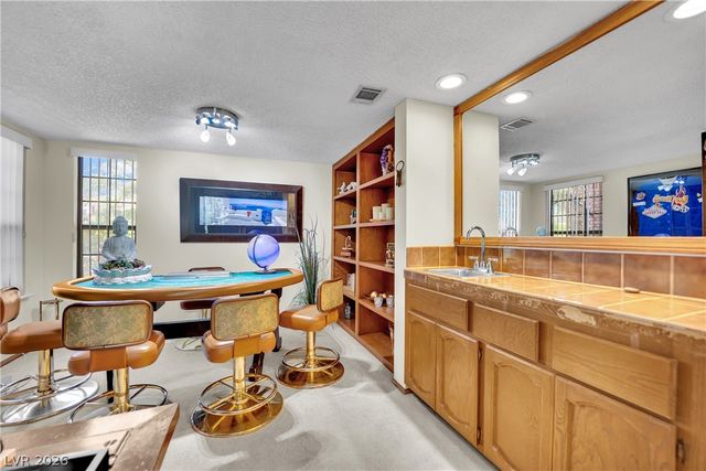 6767 Tree Haven Court, Las Vegas, NV 89146