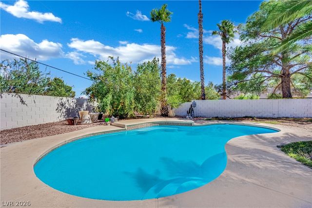 6767 Tree Haven Court, Las Vegas, NV 89146
