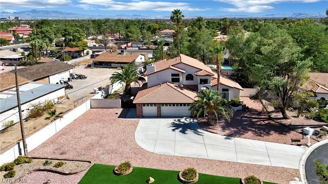 6767 Tree Haven Court, Las Vegas, NV 89146