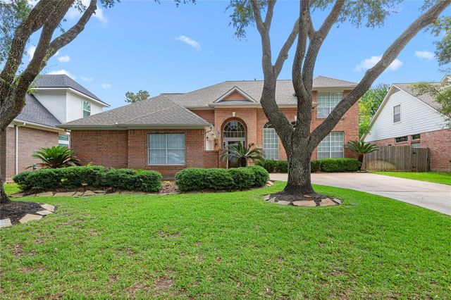 1807 Rustic Hills Court, Sugar Land, TX 77479