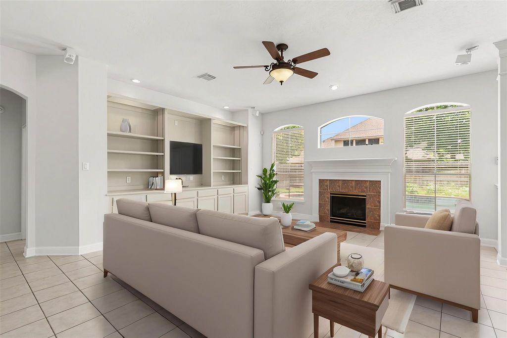 1807 Rustic Hills Court, Sugar Land, TX 77479