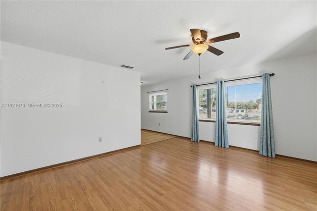 9230 SW 101st Pl, Ocala, FL 34481