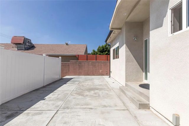 1135 E Windsor, Glendale, CA 91205
