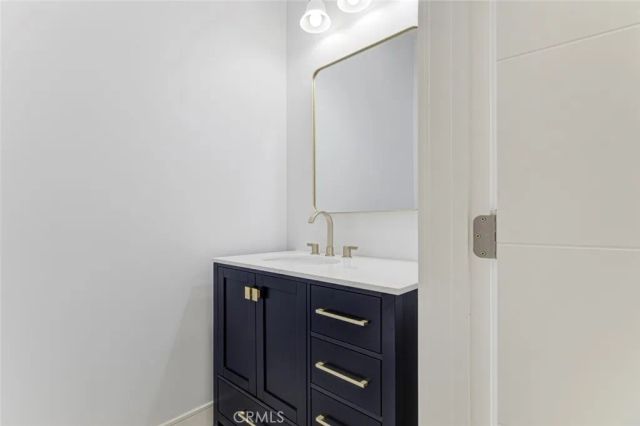 1135 E Windsor, Glendale, CA 91205