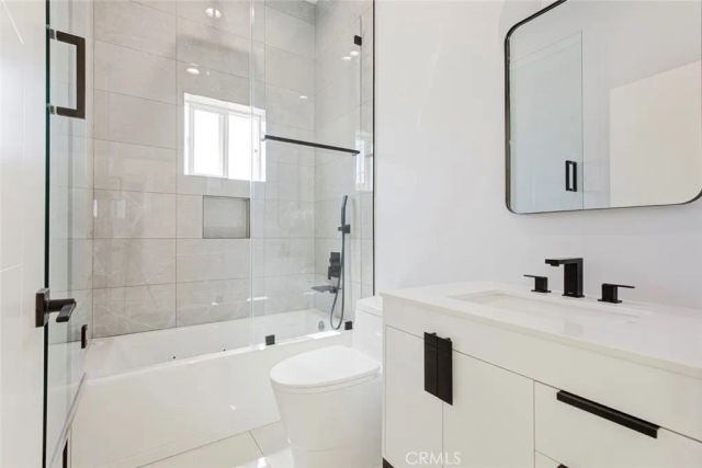 1135 E Windsor, Glendale, CA 91205