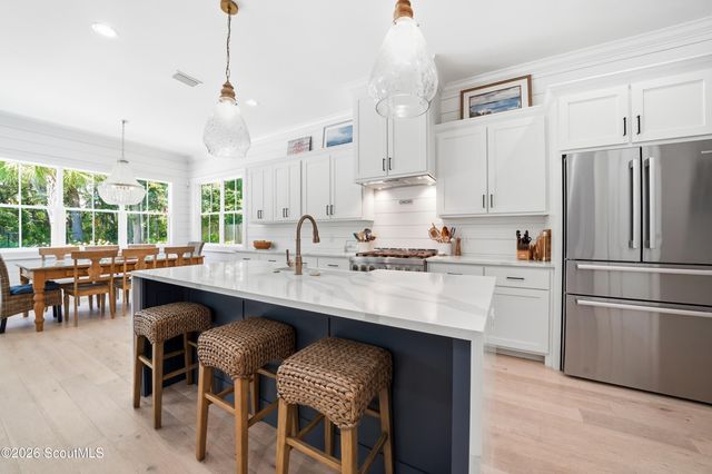 305 Kelsall Avenue, St. Simons Island, GA 31522