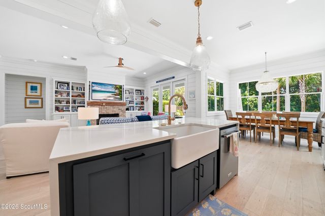 305 Kelsall Avenue, St. Simons Island, GA 31522