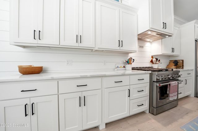 305 Kelsall Avenue, St. Simons Island, GA 31522