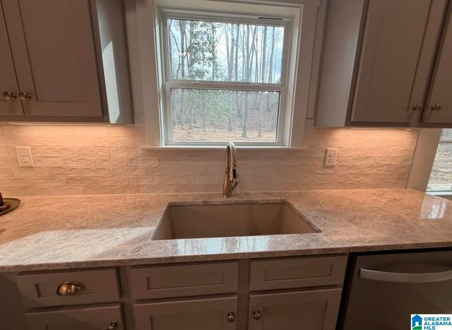 214 BRIARWOOD DRIVE, Columbiana, AL 35051