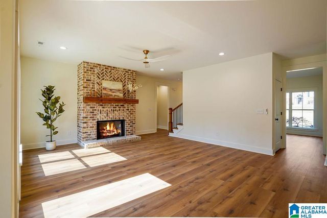 214 BRIARWOOD DRIVE, Columbiana, AL 35051