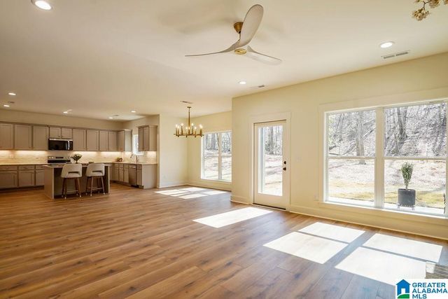 214 BRIARWOOD DRIVE, Columbiana, AL 35051