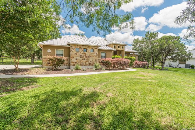 2628 Wolf Lair, New Braunfels, TX 78132