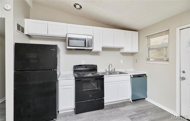 8701 Harold Drive, Berkeley, MO 63134