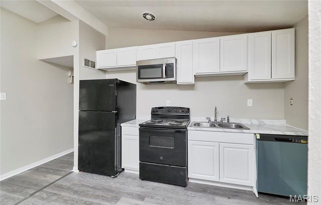 8701 Harold Drive, Berkeley, MO 63134