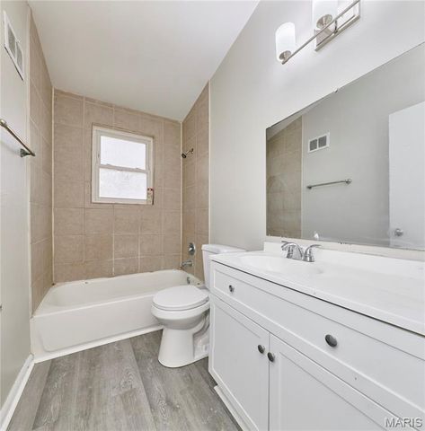 8701 Harold Drive, Berkeley, MO 63134