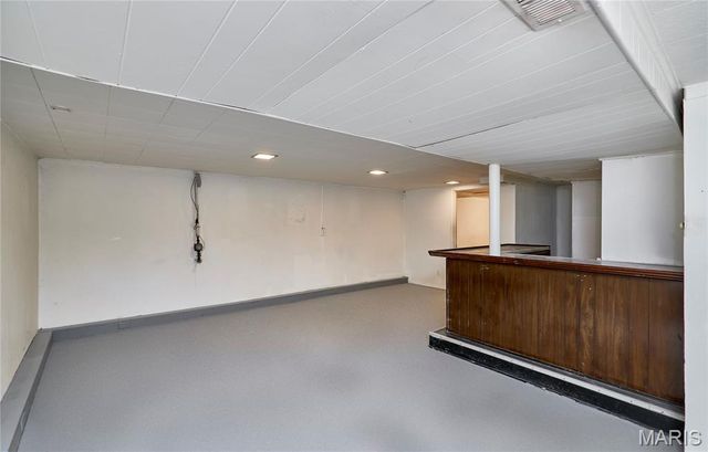 8701 Harold Drive, Berkeley, MO 63134