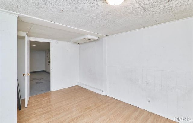 8701 Harold Drive, Berkeley, MO 63134