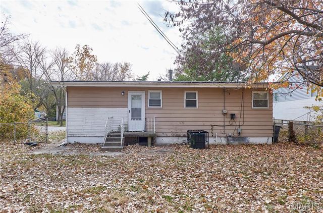 8701 Harold Drive, Berkeley, MO 63134