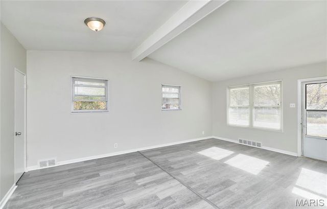 8701 Harold Drive, Berkeley, MO 63134