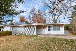 8701 Harold Drive, Berkeley, MO 63134