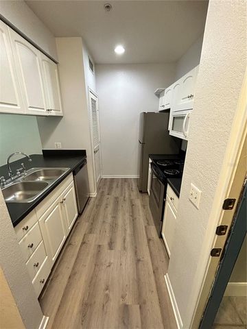 860 N ORANGE AVENUE 115, Orlando, FL 32801