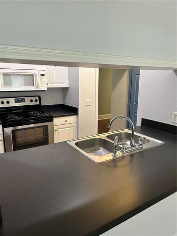 860 N ORANGE AVENUE 115, Orlando, FL 32801