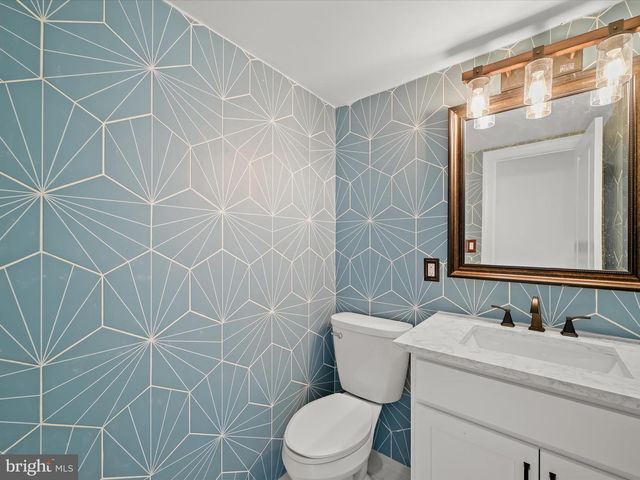 1015 S KENWOOD AVE, Baltimore, MD 21224