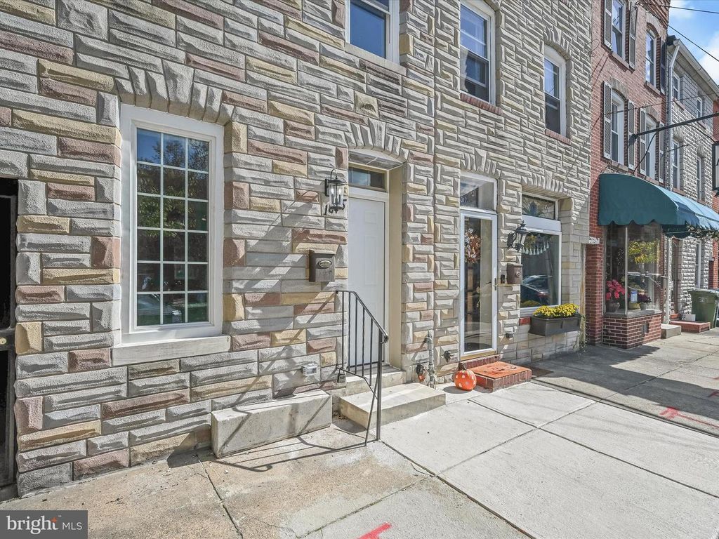 1015 S KENWOOD AVENUE, Baltimore, MD 21224