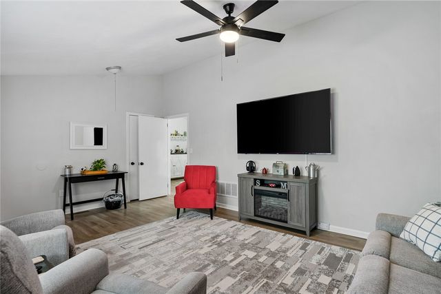 401 Margie Court, Seneca, SC 29678