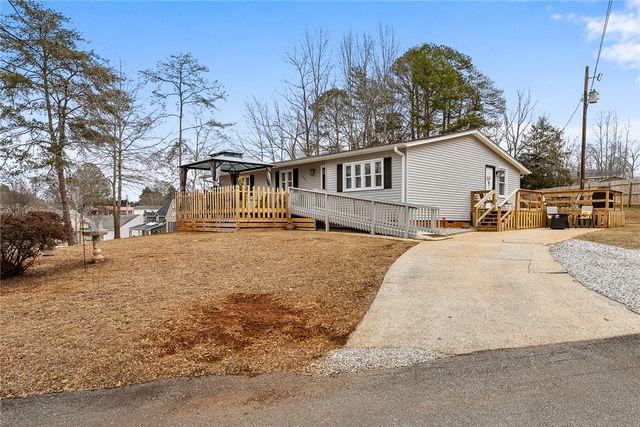 401 Margie Court, Seneca, SC 29678