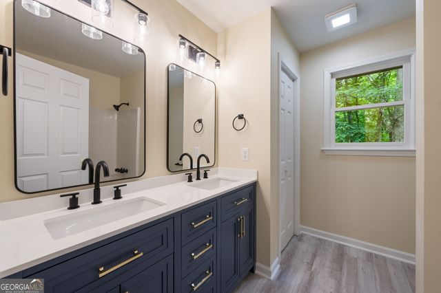 265 Timberidge Drive, Newnan, GA 30263