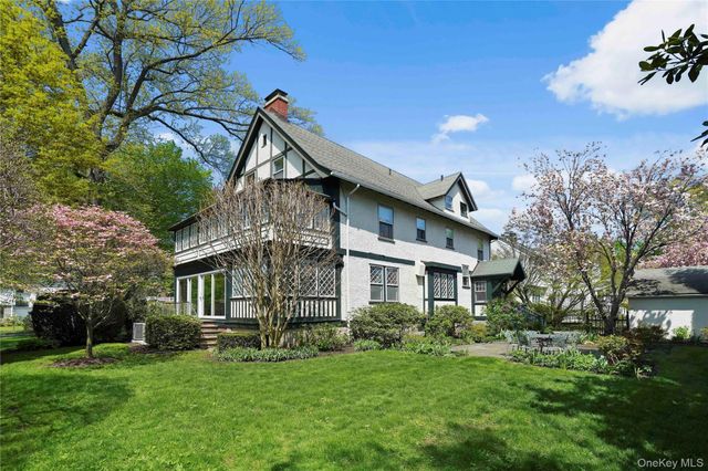 240 Monterey Avenue, Pelham, NY 10803